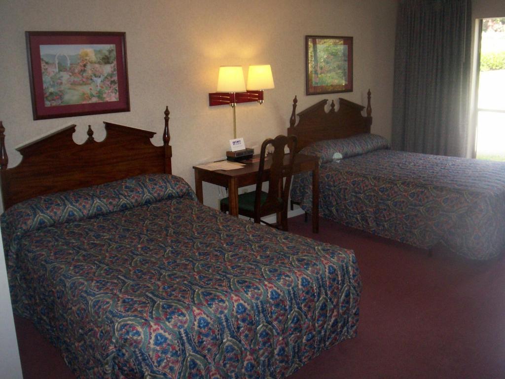 Rime Garden Inn & Suites Irondale Pokoj fotografie